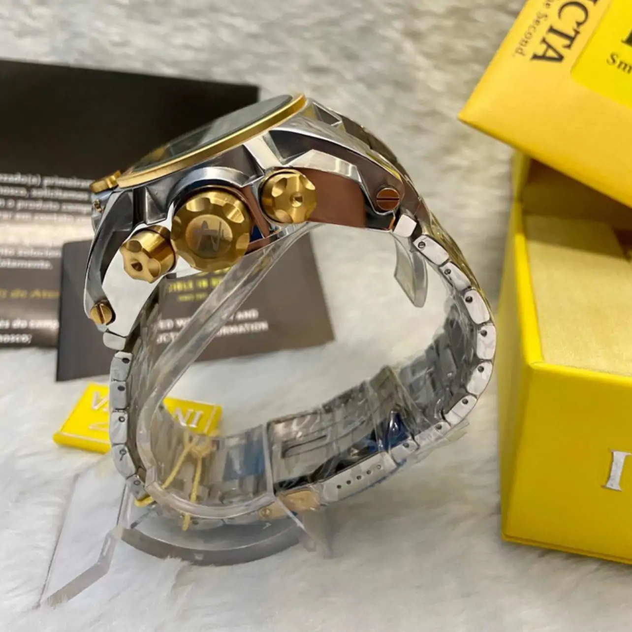 Relógio Invicta Reserve Bolt Zeus 25205 – Prata com Detalhes em Ouro e Mostrador Azul - Image 3