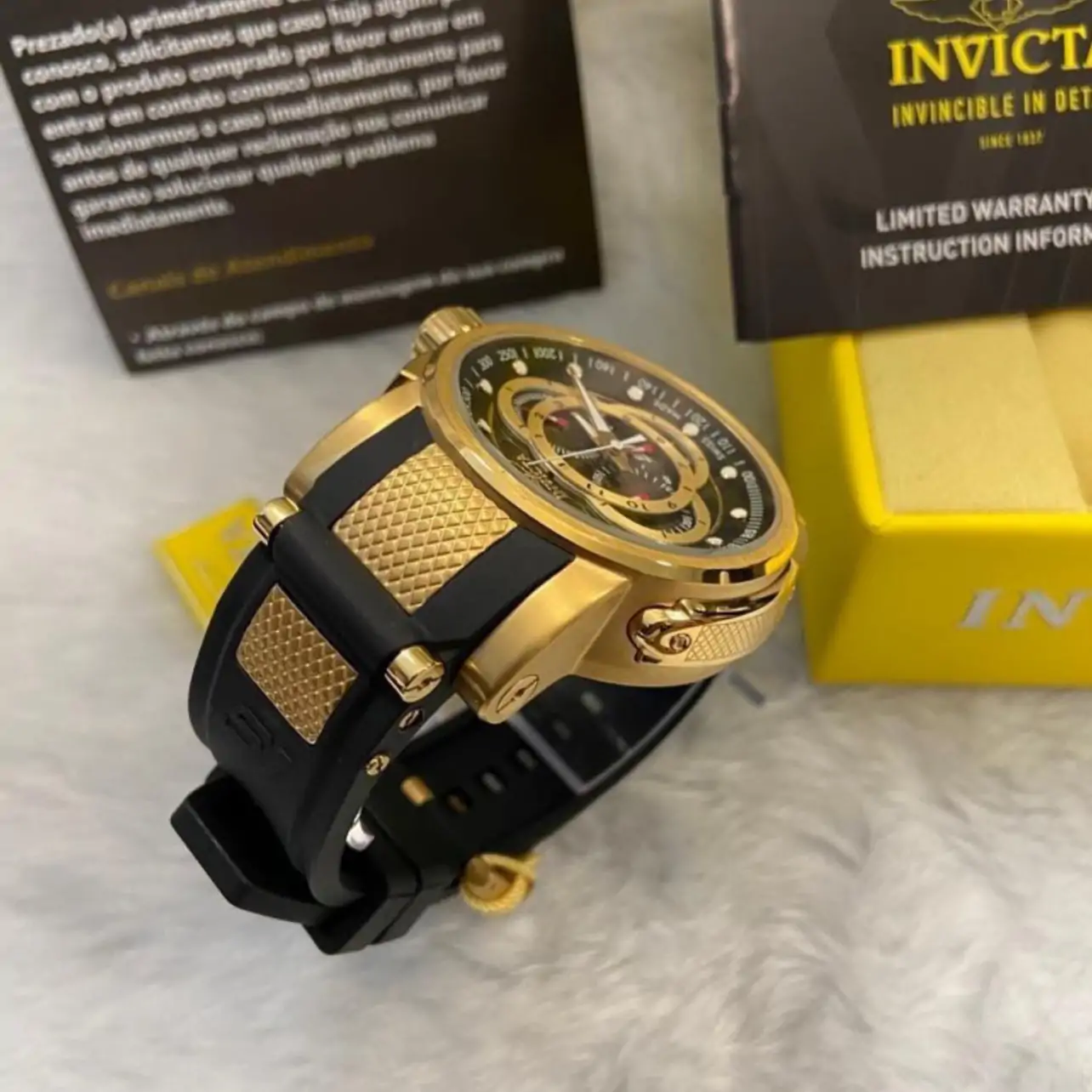 Relógio Invicta S1 Rally 0896 Dourado com Pulseira Preta de Silicone - Image 4