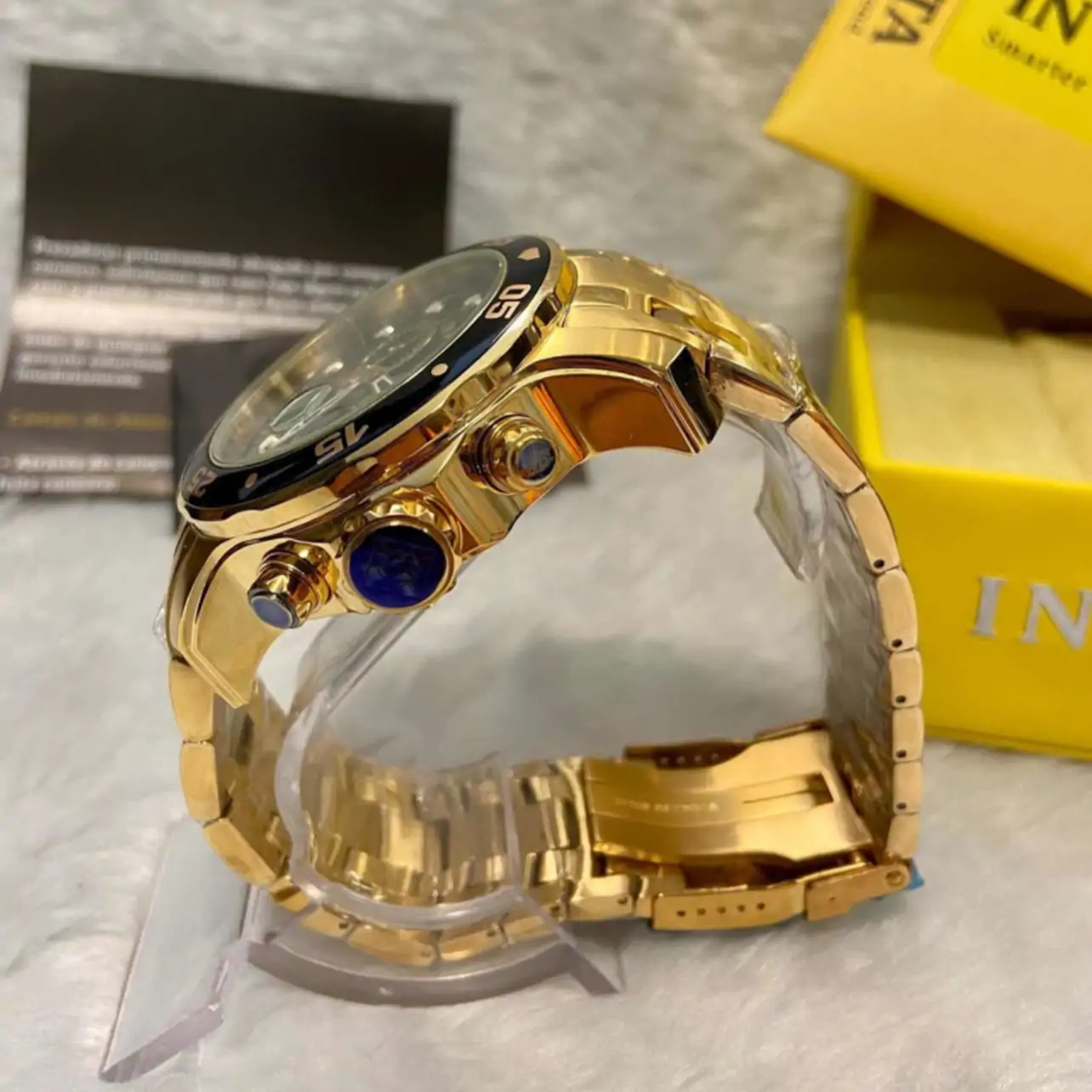 Relógio Invicta Pro Diver 0072 Dourado com Mostrador Preto - Image 3