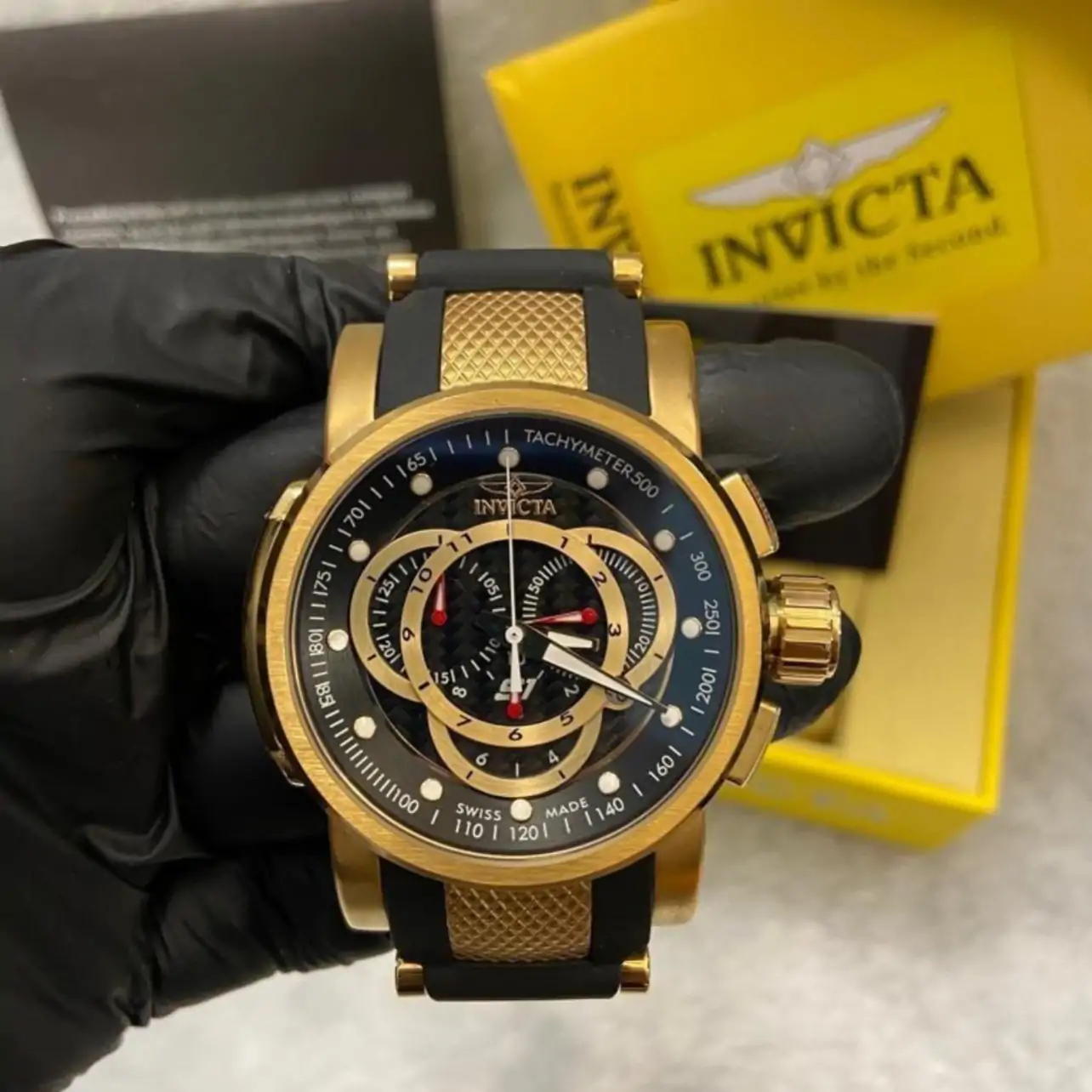 Relógio Invicta S1 Rally 0896 Dourado com Pulseira Preta de Silicone - Image 2