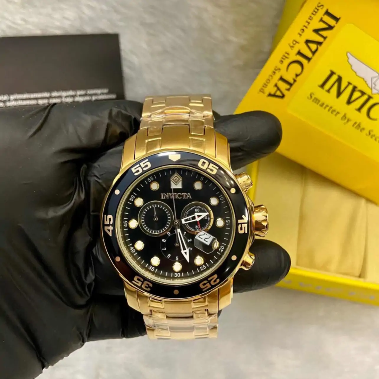 Relógio Invicta Pro Diver 0072 Dourado com Mostrador Preto - Image 2